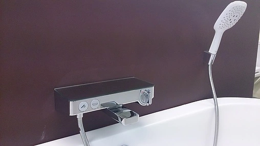 Термостат для ванны Hansgrohe ShowerTablet Select 300 белый/хром 13151400