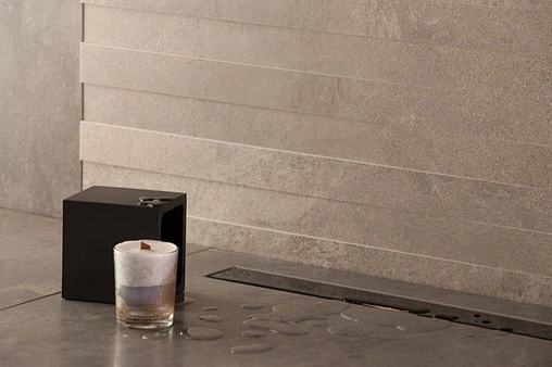 Лоток душевой Set 300мм h=62мм 0.8л/сек Pestan Confluo Frameless Black Glass Line 300 13701201