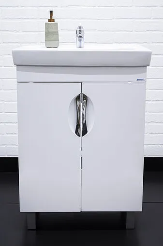 Тумба-умывальник напольная Айсберг Стандарт 60 белый DA2404T+4607152361674