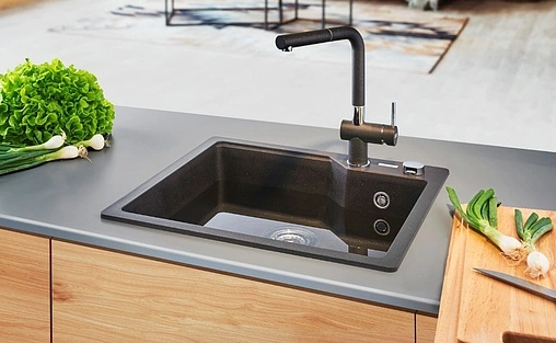 Смеситель для кухни с выдвижным изливом Franke Active Plus Pull-Out графит 115.0373.890