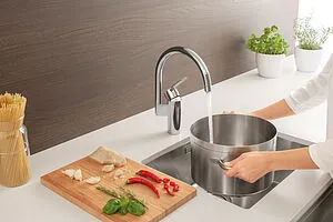 Смеситель для кухни Grohe Eurostyle Cosmopolitan хром 30221002, 4