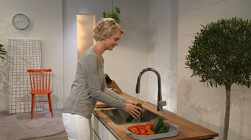 Смеситель для кухни с выдвижным изливом Hansgrohe Talis M51 200 2jet под сталь 72813800