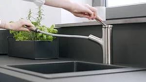 Смеситель для кухни с выдвижным изливом Hansgrohe Zesis M33 150 2jet sBox lite под сталь 74803800 Смеситель для кухни с выдвижным изливом Hansgrohe Zesis M33 150 2jet sBox lite под сталь 74803800, 5