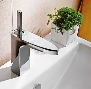 Смеситель для раковины Bravat Spring хром F179113C Смеситель для раковины Bravat Spring хром F179113C, 3