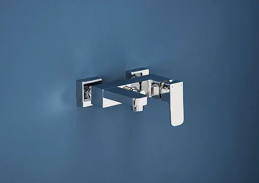 Смеситель для ванны Aquanet Cubic хром SD90441 Смеситель для ванны Aquanet Cubic хром SD90441