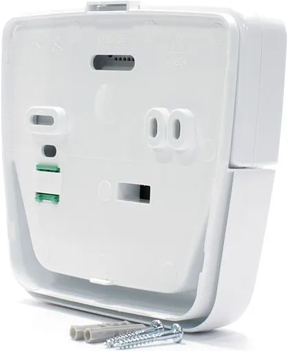 Комплект для выноса встроенной панели управления LUNA Platinum+ проводной Baxi QAA 75 белый 7102340--