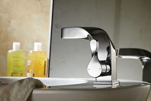 Смеситель для раковины Bravat Wave хром F174108C Смеситель для раковины Bravat Wave хром F174108C