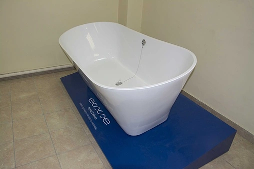 Ванна отдельностоящая из искусственного камня Esse Borax 179x79 белый EBOR1790