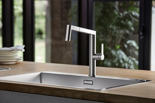 Смеситель для кухни с выдвижным изливом Blanco Panera-S нержавеющая сталь 521547