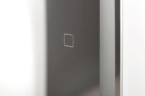 Шкаф-зеркало BelBagno 60 белый SPC-GRT-600/800-1A-LED-TCH