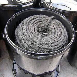 Канат смоляной (каболка) 10-12 мм ведро 12,5л (10кг) Канат смоляной (каболка) 10-12 мм ведро 12,5л (10кг), 4