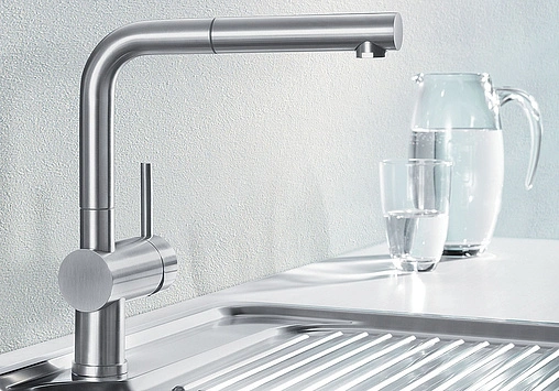 Смеситель для кухни с выдвижным изливом Blanco Linus-S нержавеющая сталь 517184