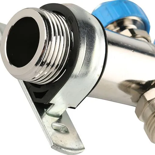 Группа коллекторная с расходомерами 4 отвода 1&quot;н/н x ¾&quot;ек Rehau HKV-D 12080411002