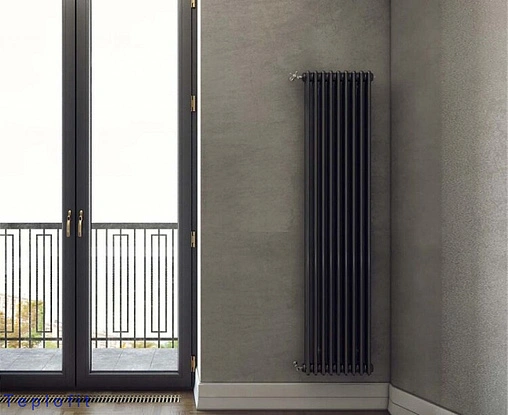 Радиатор стальной трубчатый Zehnder Charleston 3180/12 1270 ¾&quot; Ral 9217 Traffic Black (matt)