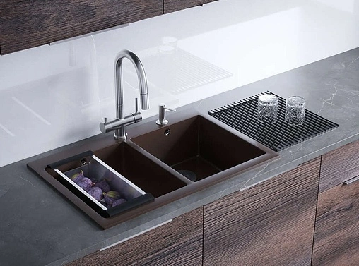 Смеситель для кухни с подключением к фильтру и выдвижным изливом Omoikiri Akita-S-BN нержавеющая сталь 4994302