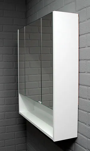 Шкаф-зеркало Айсберг Ева 70 белый DA5922HZ