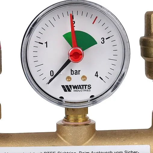 Группа безопасности котла до 32 кВт 1&quot; 2.5 бар Buderus KSS 7747304826