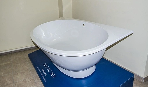 Ванна из искусственного камня Esse Mindoro 189x96 белый EMIN1890