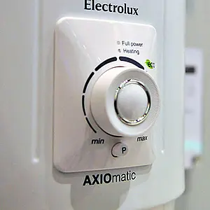 Водонагреватель накопительный электрический Electrolux EWH 100 AXIOmatic Водонагреватель накопительный электрический Electrolux EWH 100 AXIOmatic, 2