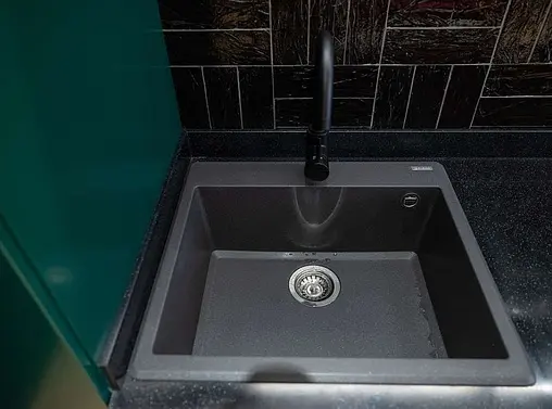 Мойка кухонная Omoikiri Tedori 57-BL черный 4993980