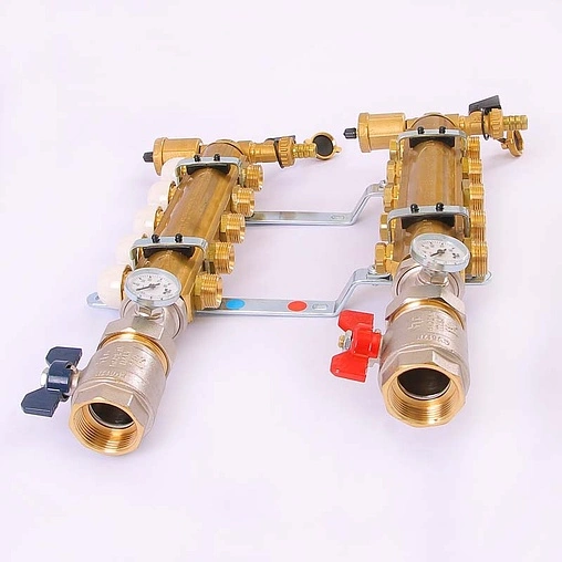 Группа коллекторная без расходомеров 5 отводов 1"в/в x ¾"ек Tiemme 3870006