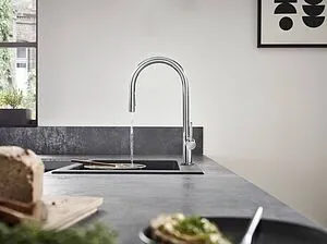 Смеситель для кухни с выдвижным изливом Hansgrohe Talis M54 220 1jet хром 72804000 Смеситель для кухни с выдвижным изливом Hansgrohe Talis M54 220 1jet хром 72804000, 3