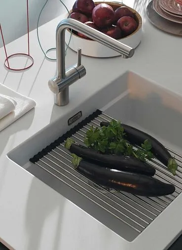 Смеситель для кухни Franke Atlas Neo чёрный матовый 115.0550.424 Смеситель для кухни Franke Atlas Neo чёрный матовый 115.0550.424