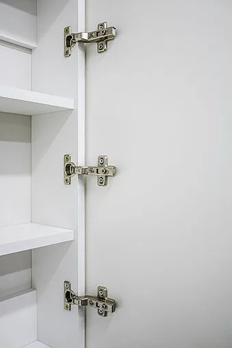 Шкаф-зеркало Айсберг Милана 60 белый DA1064HZ