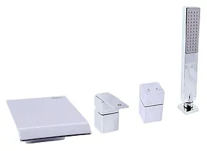 Смеситель на борт ванны на 4 отверстия Rav Slezak Loira хром LR573.5P Смеситель на борт ванны на 4 отверстия Rav Slezak Loira хром LR573.5P, 1