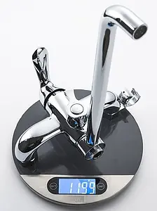 Смеситель для ванны с длинным изливом D&K Rhein Ambrosius хром DA1343301, 3