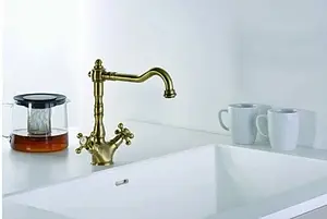 Смеситель для кухни Paffoni Belinda бронза FBLV180BR Смеситель для кухни Paffoni Belinda бронза FBLV180BR, 3