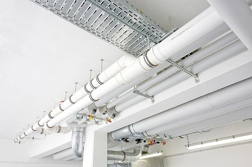 Крестовина одноплоскостная внутренняя бесшумная D=110x110x110мм Угол 45° Rehau Raupiano Plus 11229641001 Крестовина одноплоскостная внутренняя бесшумная D=110x110x110мм Угол 45° Rehau Raupiano Plus 11229641001