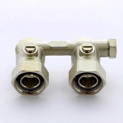 Узел нижнего подключения радиатора с байпасом угловой ¾&quot;ек x ¾&quot;ек Tiemme 3390011