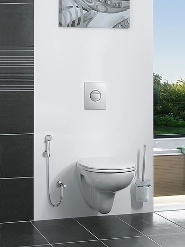 Клавиша смыва для унитаза Grohe Nova Cosmopolitan 38765000 хром глянцевый