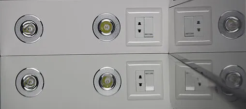 Шкаф-зеркало Aquanet Гретта 90 R белый/светлый дуб 00173987