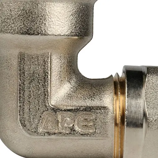 Уголок компрессионный переходной 16мм x ½"в APE 752L 12x16