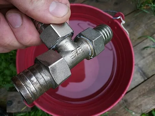 Клей-герметик анаэробный 35г синий СантехМастер Гель 61047