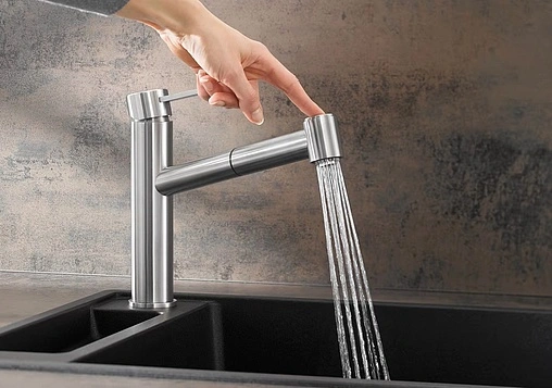 Смеситель для кухни с выдвижным изливом Blanco Ambis-S нержавеющая сталь 523119