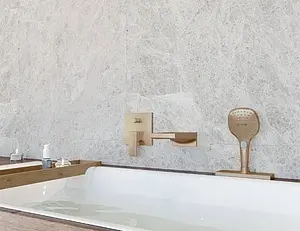 Подключение лейки на борт ванны Hansgrohe sBox Square шлифованная бронза 28010140, 3