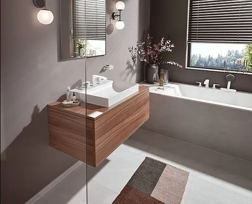 Смеситель на борт ванны на 4 отверстия Hansgrohe Vivenis белый матовый 75444700