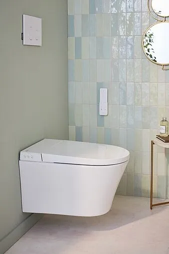 Умный унитаз-биде подвесной безободковый Jacob Delafon Seine Rimless белый E28072-00 Умный унитаз-биде подвесной безободковый Jacob Delafon Seine Rimless белый E28072-00