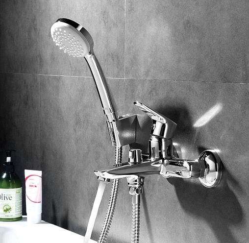 Смеситель для ванны IDDIS Zodiac хром ZODSB02i02