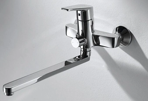 Смеситель для ванны с длинным изливом Bravat Line хром F65299C-LB-RUS