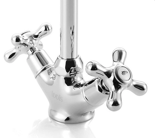 Смеситель для кухни IDDIS Jeals хром 59000T4C+W04