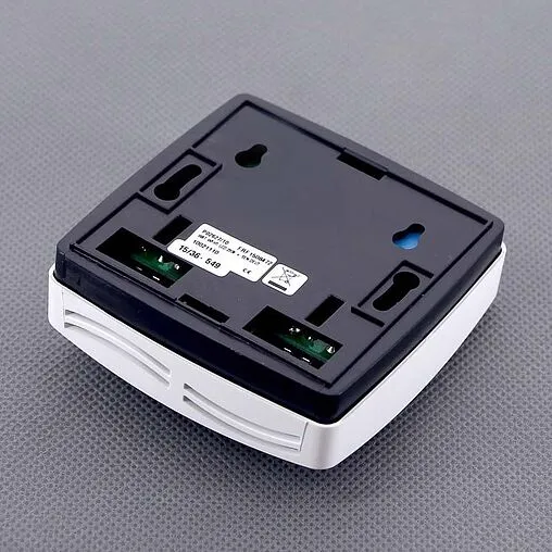 Проводной комнатный терморегулятор НО/НЗ 24В WATTS WFHT-LCD SEN белый 10021108