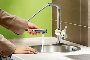 Смеситель для кухни с выдвижным изливом Grohe Minta хром матовый 32168DC0, 3
