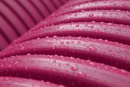 Труба сшитый полиэтилен TIM TPEX Pink 16 x 2.2 мм PE-Xb EVOH бухта 200м TPEX 1622-200 Pink