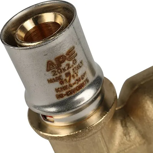 Уголок пресс переходной 20мм x ¾&quot;в Stout SFP-0010-003420