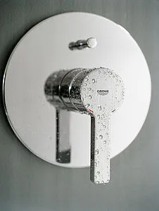 Смеситель для ванны скрытого монтажа Grohe Lineare хром 19297000 Смеситель для ванны скрытого монтажа Grohe Lineare хром 19297000, 3