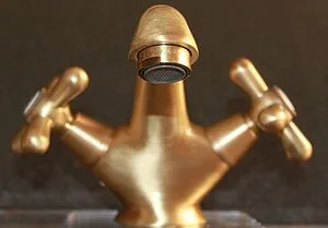 Смеситель для раковины Fiore Margot бронза 26ZZ0622 Смеситель для раковины Fiore Margot бронза 26ZZ0622, 3